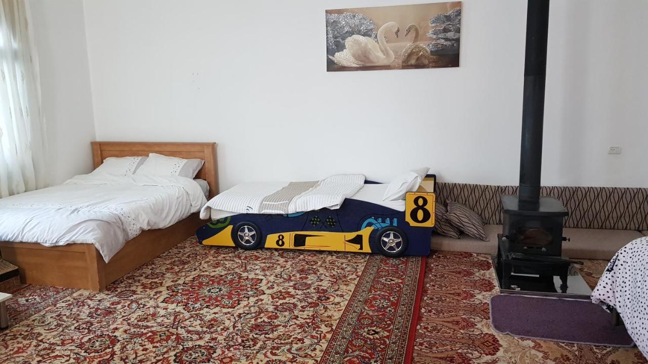 Hermon Accommodation Madzsdal Samsz Kültér fotó
