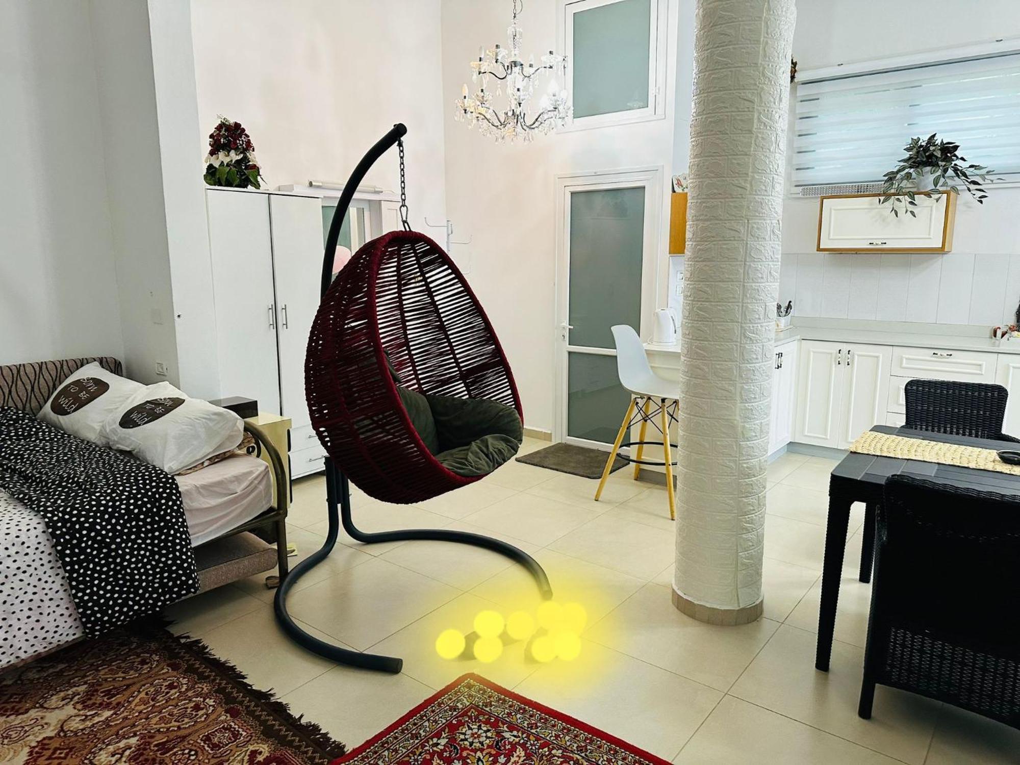 Hermon Accommodation Madzsdal Samsz Szoba fotó
