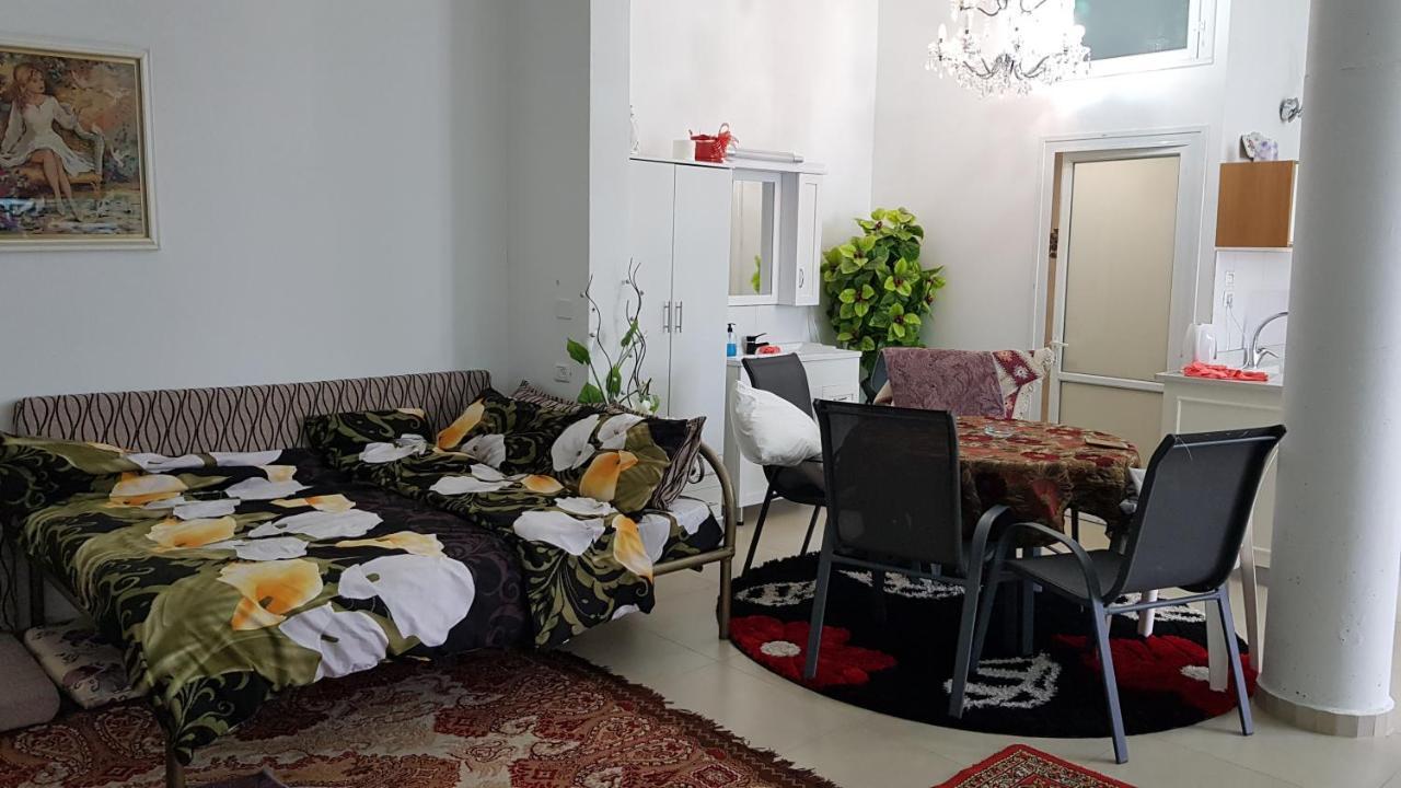 Hermon Accommodation Madzsdal Samsz Kültér fotó