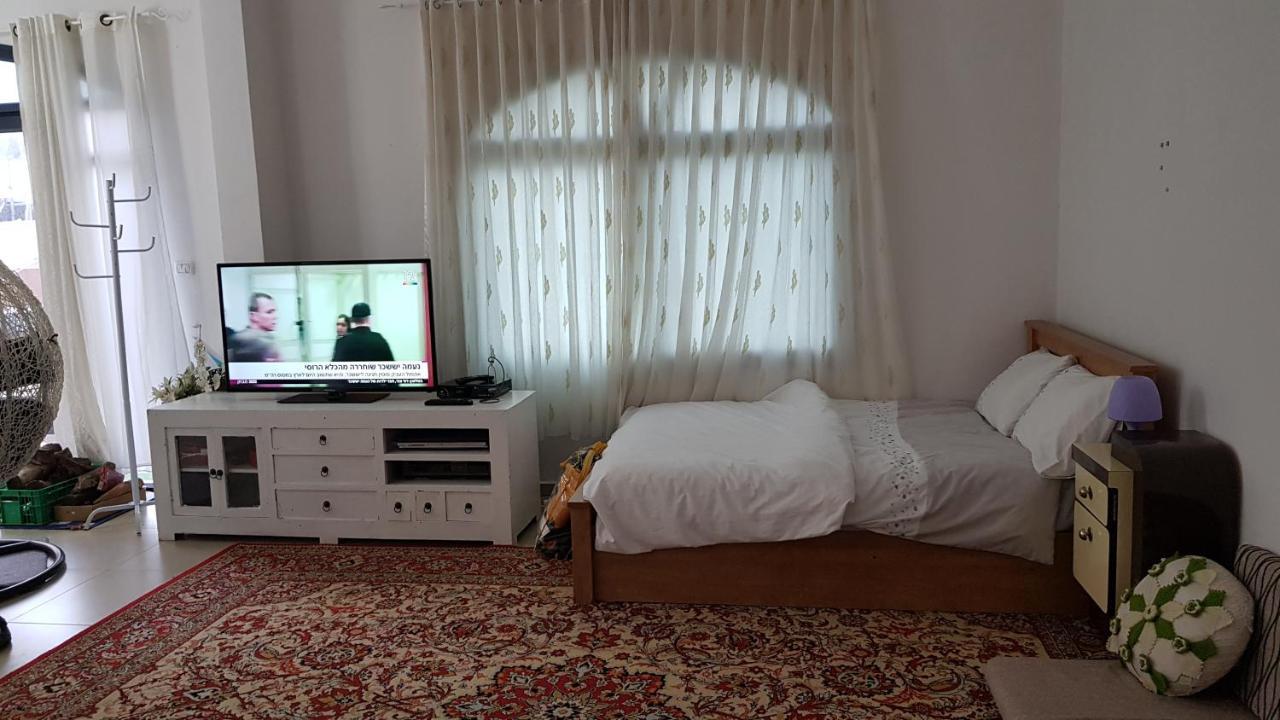 Hermon Accommodation Madzsdal Samsz Kültér fotó